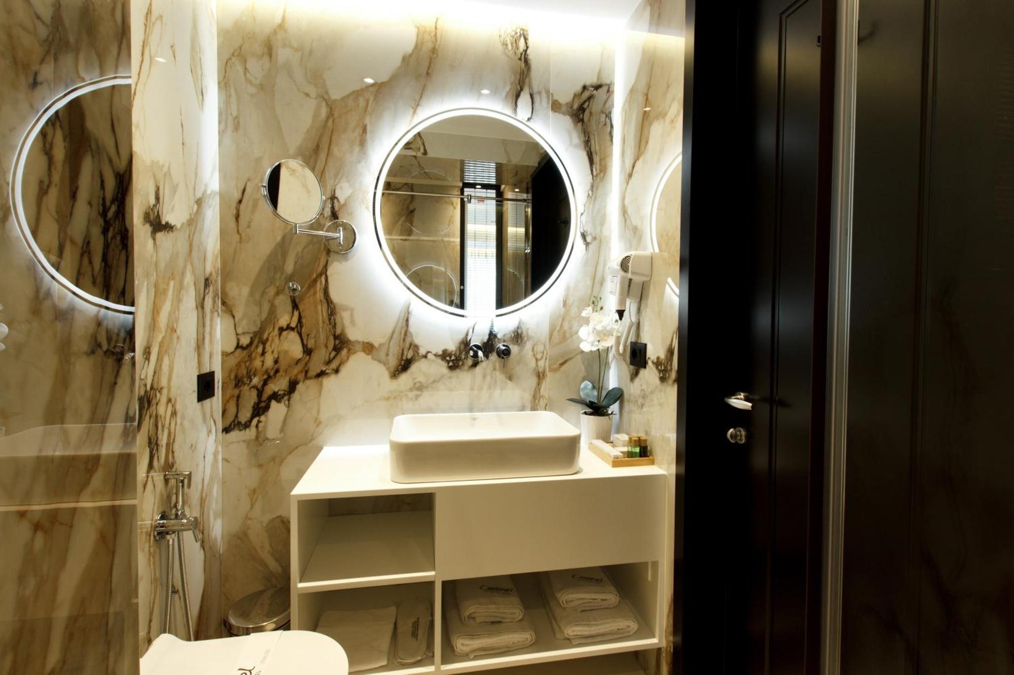 Caramel Boutique Hotel Gjirokaster Bagian luar foto